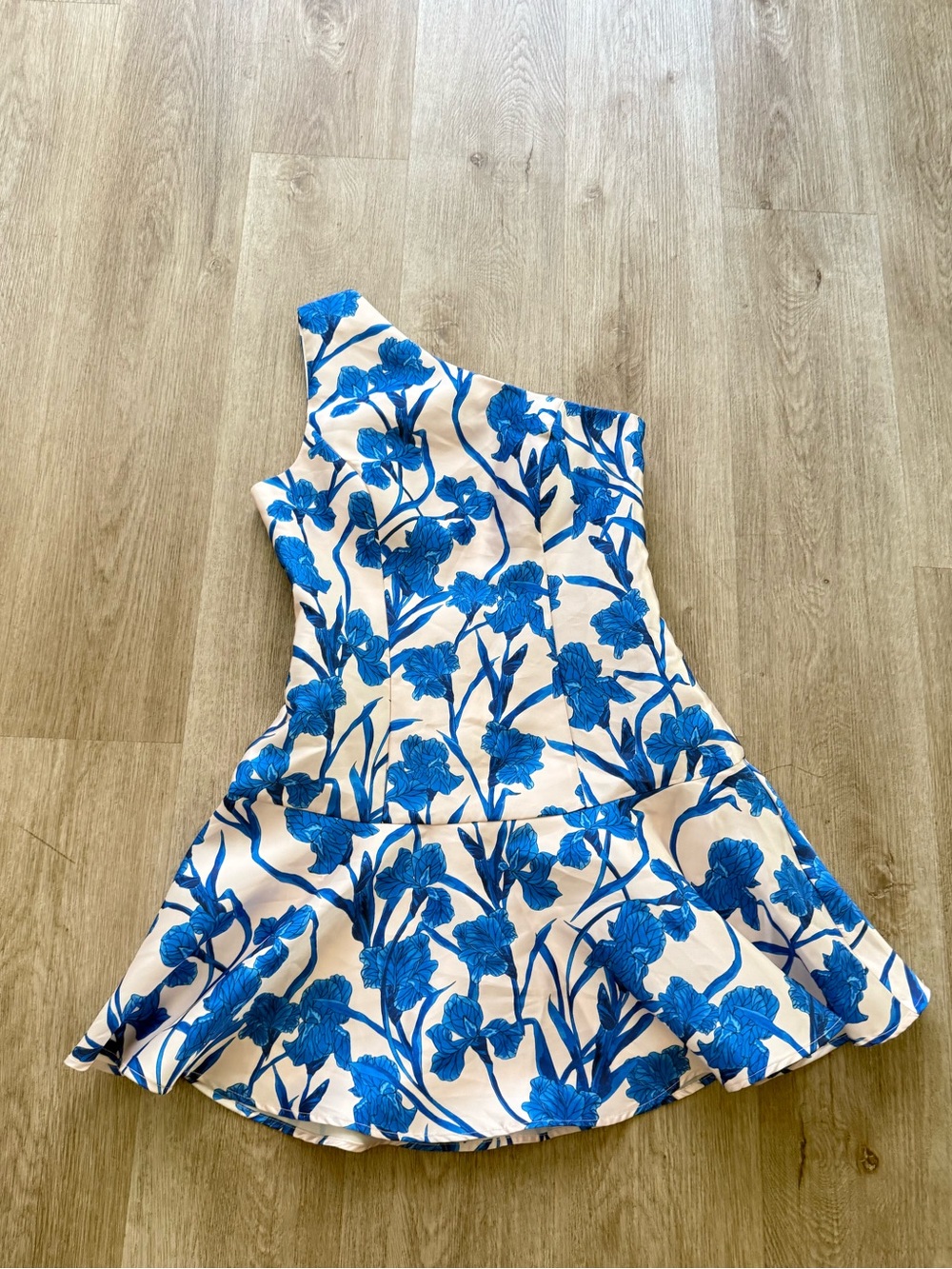 hutch silas blue floral one shoulder A-line tiered ruffle mini dress size 4 NEW